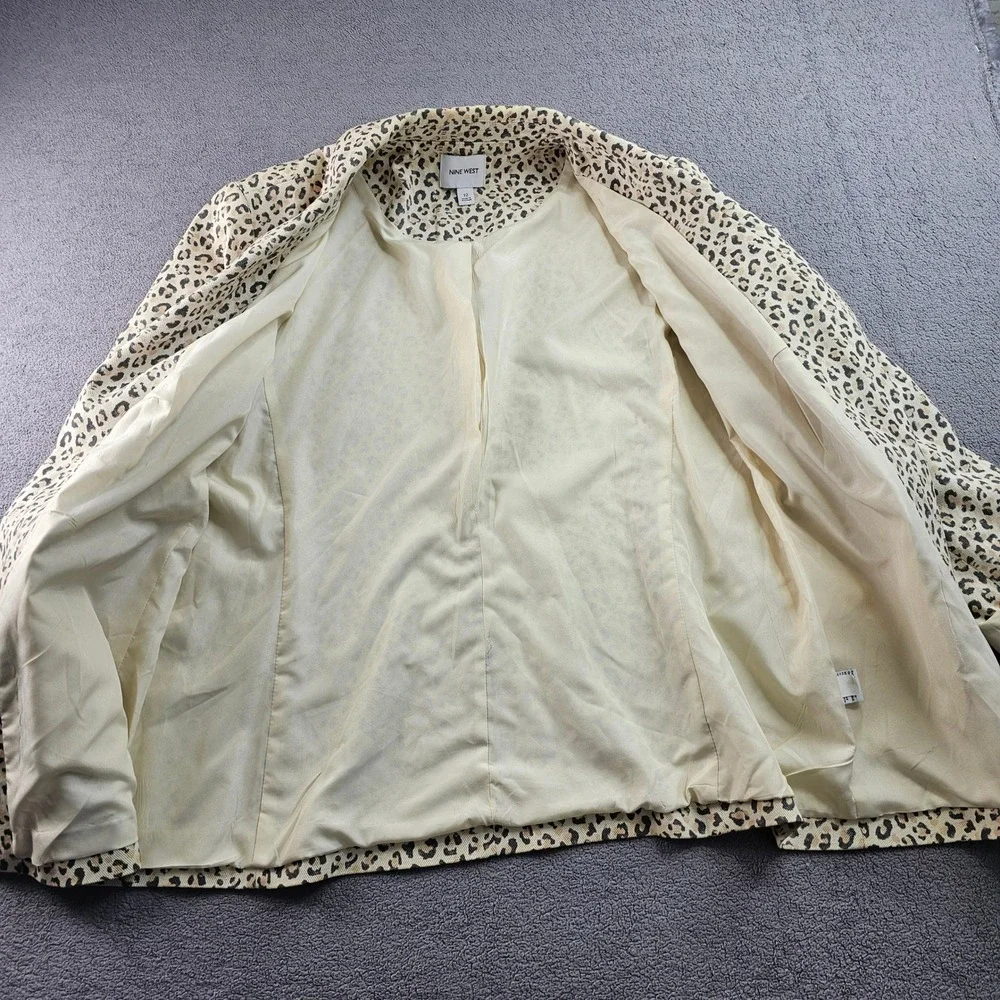 Nine West Blazer Jacket Women's 12 Beige‎ Black Leopard Print Formal Notch Lapel